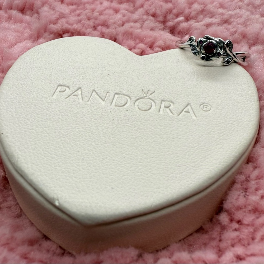 Beauty and the Beast Rose Pandora Ring - Picture 2 of 9